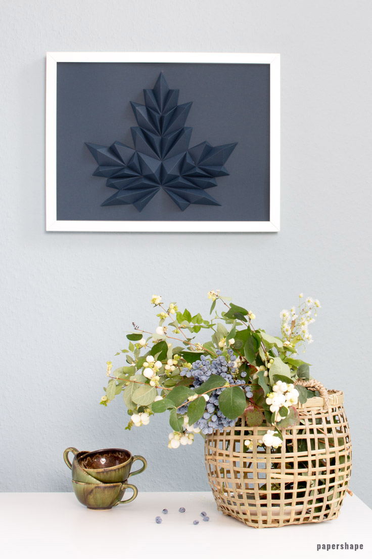 fall craft: 3d maple leaf as cool wall decor