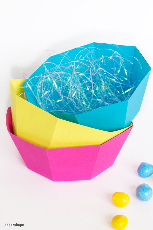 Bunte, moderne DIY Osternester aus Papier basteln mit Anleitung und Vorlage #bastelnmitpapier #osterdeko #papershape #osternest
